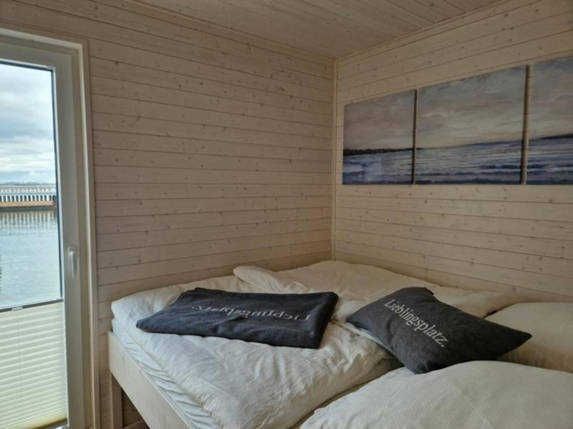 Hotel Hausboot Liliput Stralsund Exterior foto