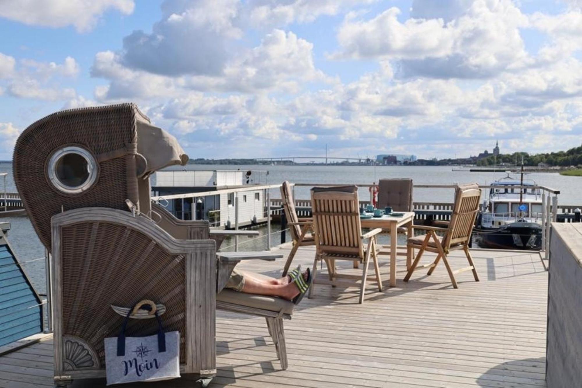 Hotel Hausboot Liliput Stralsund Exterior foto